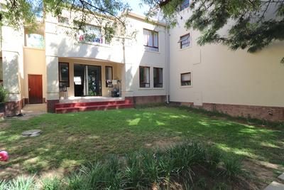 Apartment / Flat For Sale in Dainfern, Midrand