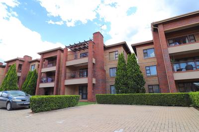 Apartment / Flat For Rent in Honeydew, Roodepoort