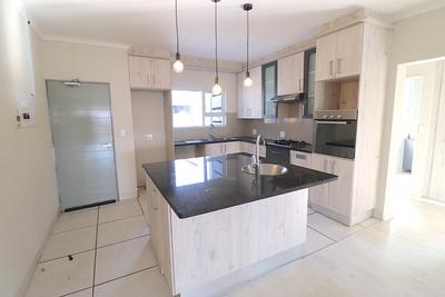 Apartment / Flat For Rent in North Riding, Randburg